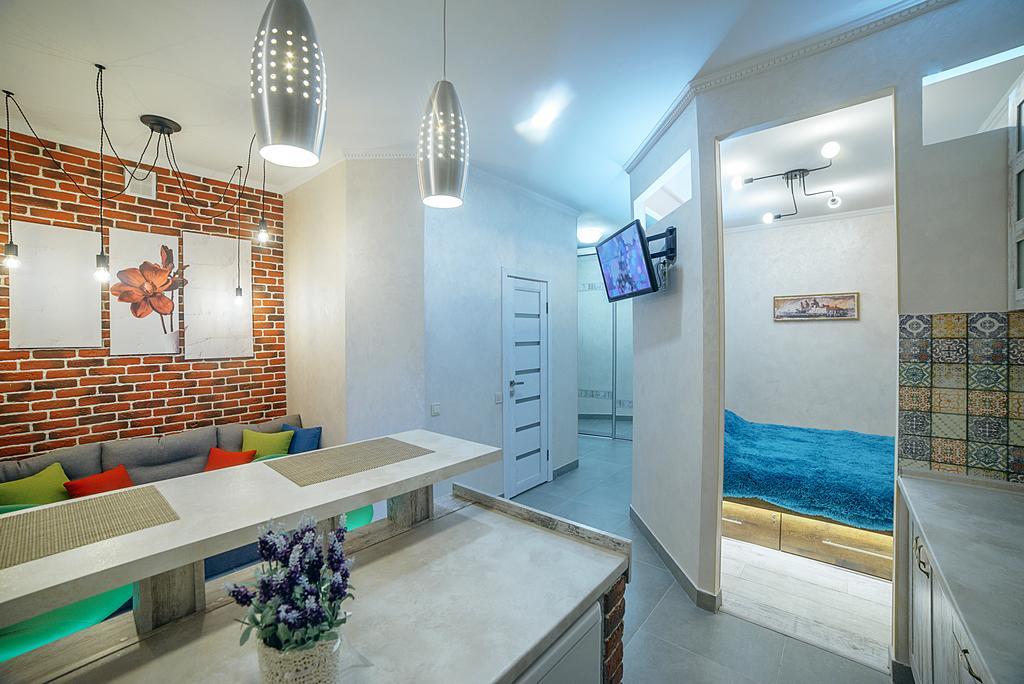 Apartment At Lyulki 利沃夫 外观 照片